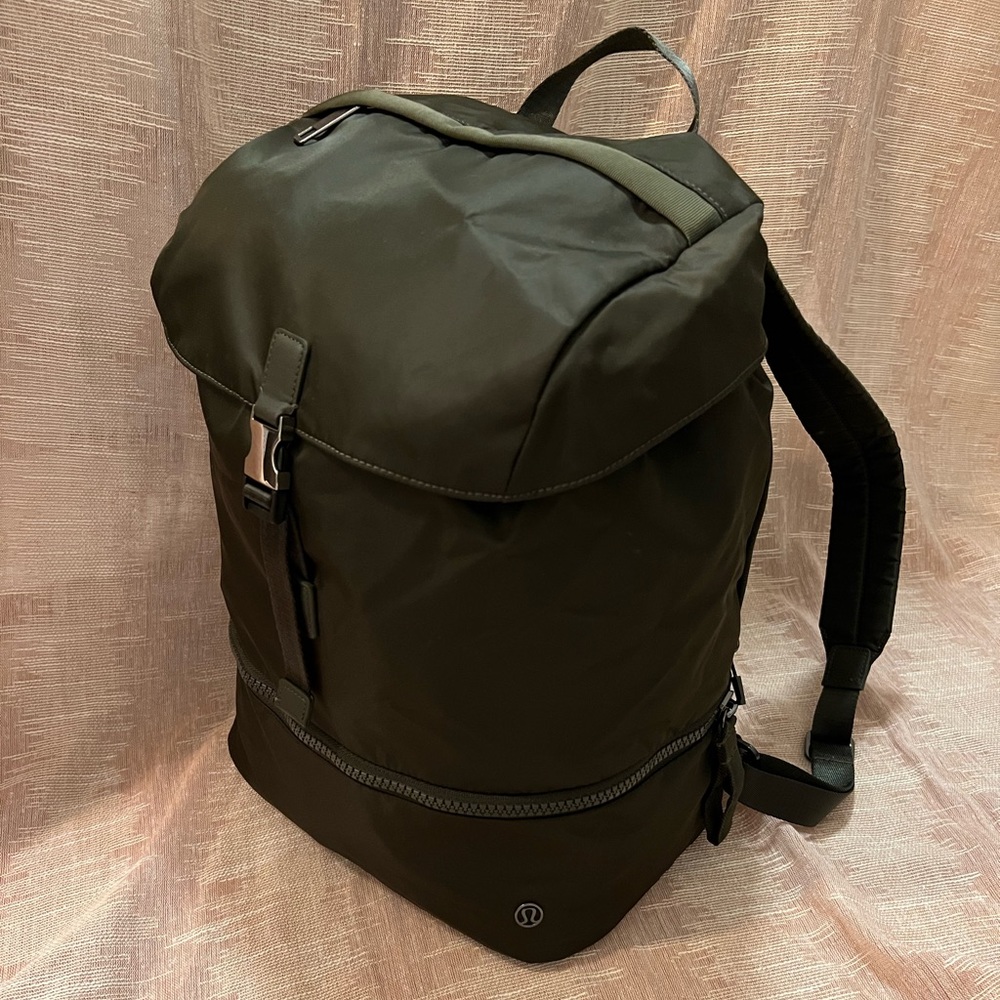 Lululemon Go Lightly Backpack 26 L
